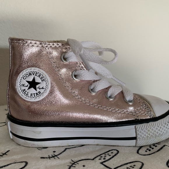 kids rose gold converse